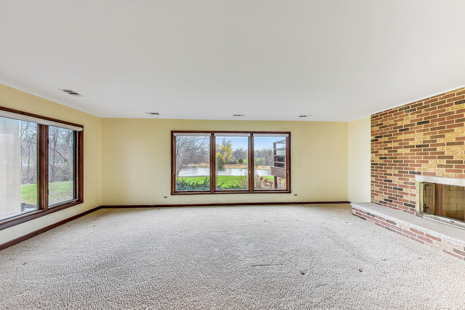 20374 Lea Road Deer Park, IL 60010 - Photo 23 of 31 Gallery Image 23