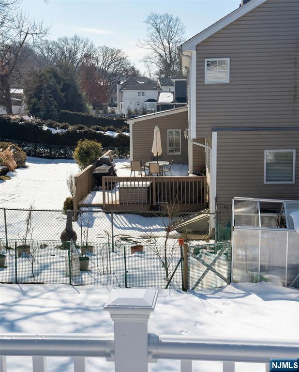 346 Alan Drive Paramus, NJ 07652 - Photo 9 of 21 a view of a chairs and table in the patio