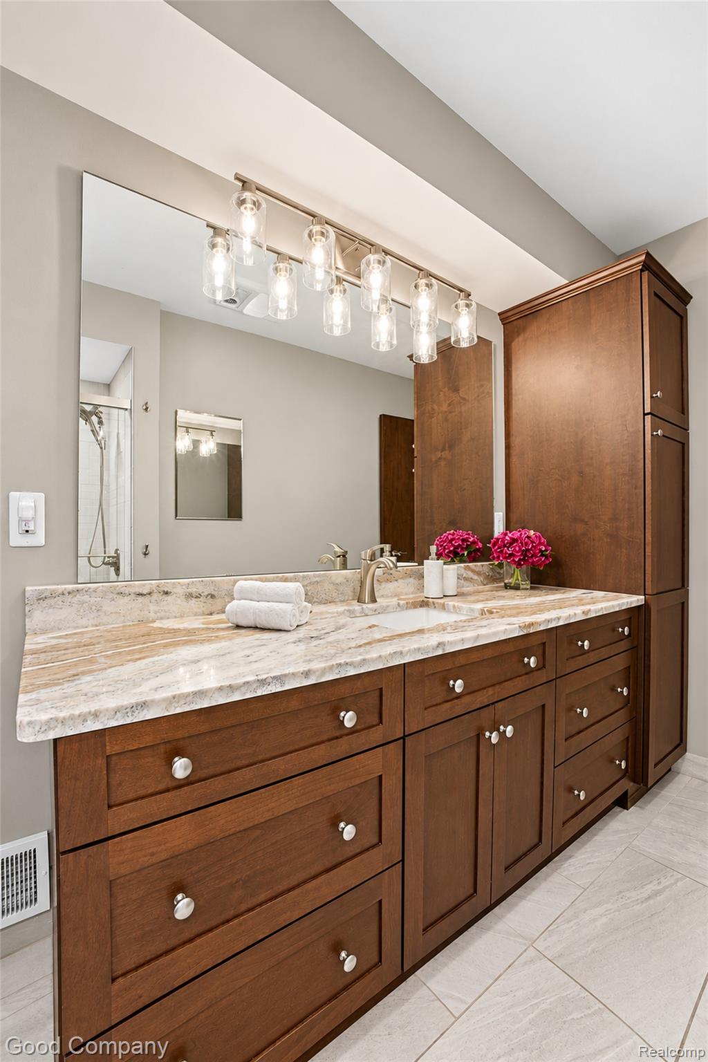 1115 Torpey Road Troy, MI 48083 - Photo 18 of 79 I42.jpg