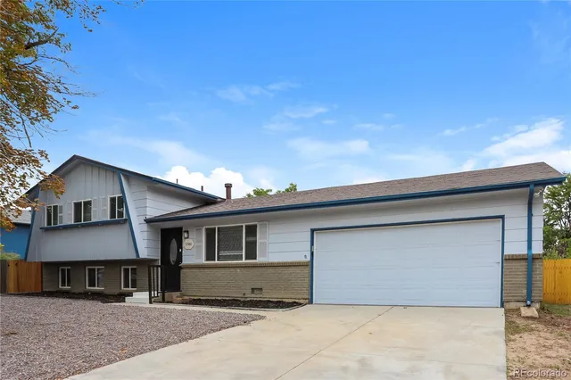 $3,020 | 11580 East Ada Place, Aurora, CO 80012