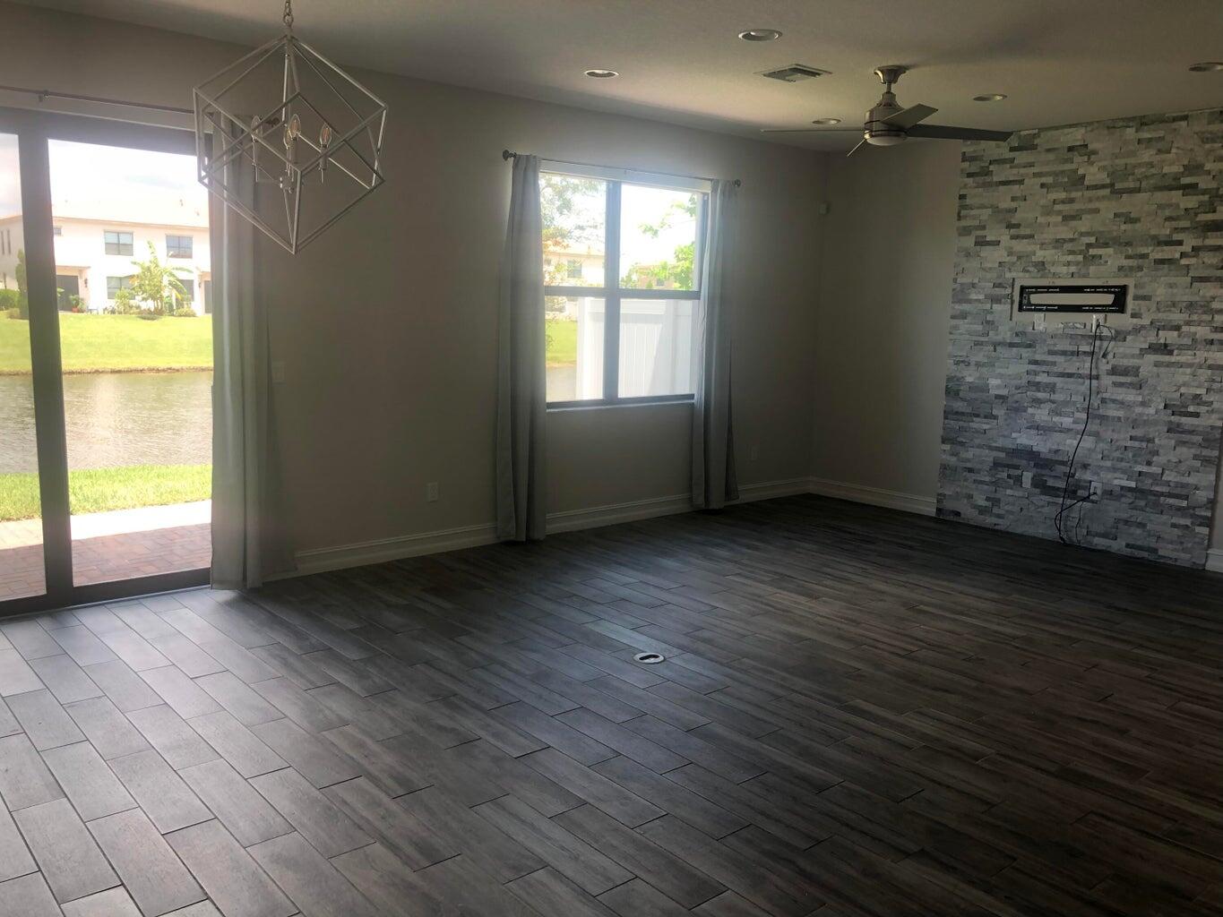 10155 Akenside Drive Boca Raton, FL 33428 - Photo 5 of 12 20220817105118910219000000-o