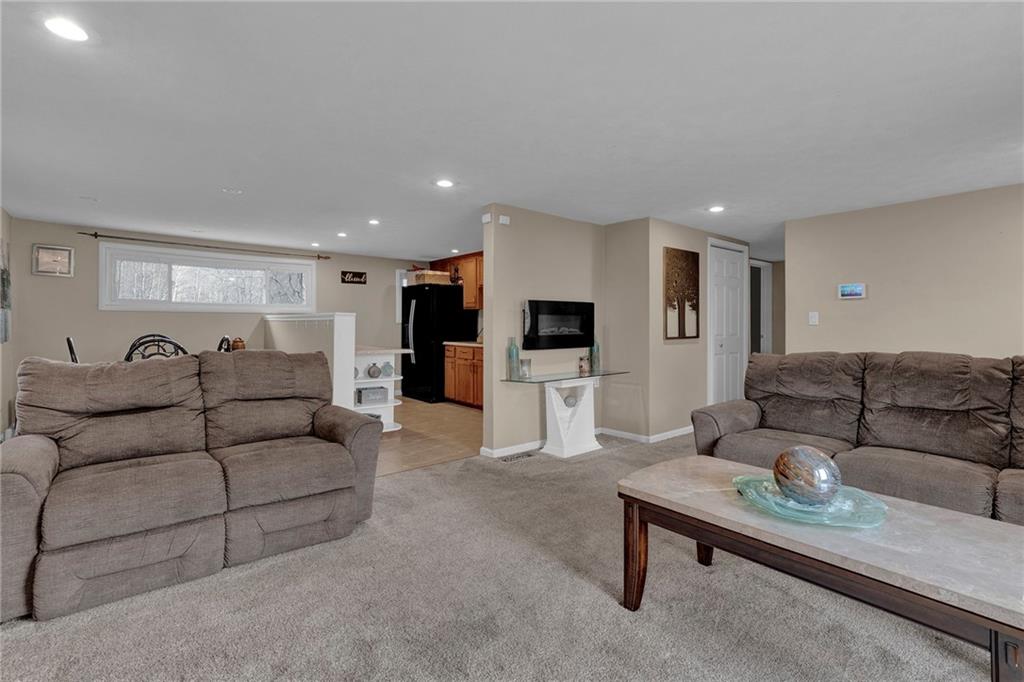 1525 Chapel Road Beaver, PA 15009 - Photo 9 of 23 Gallery Image 9