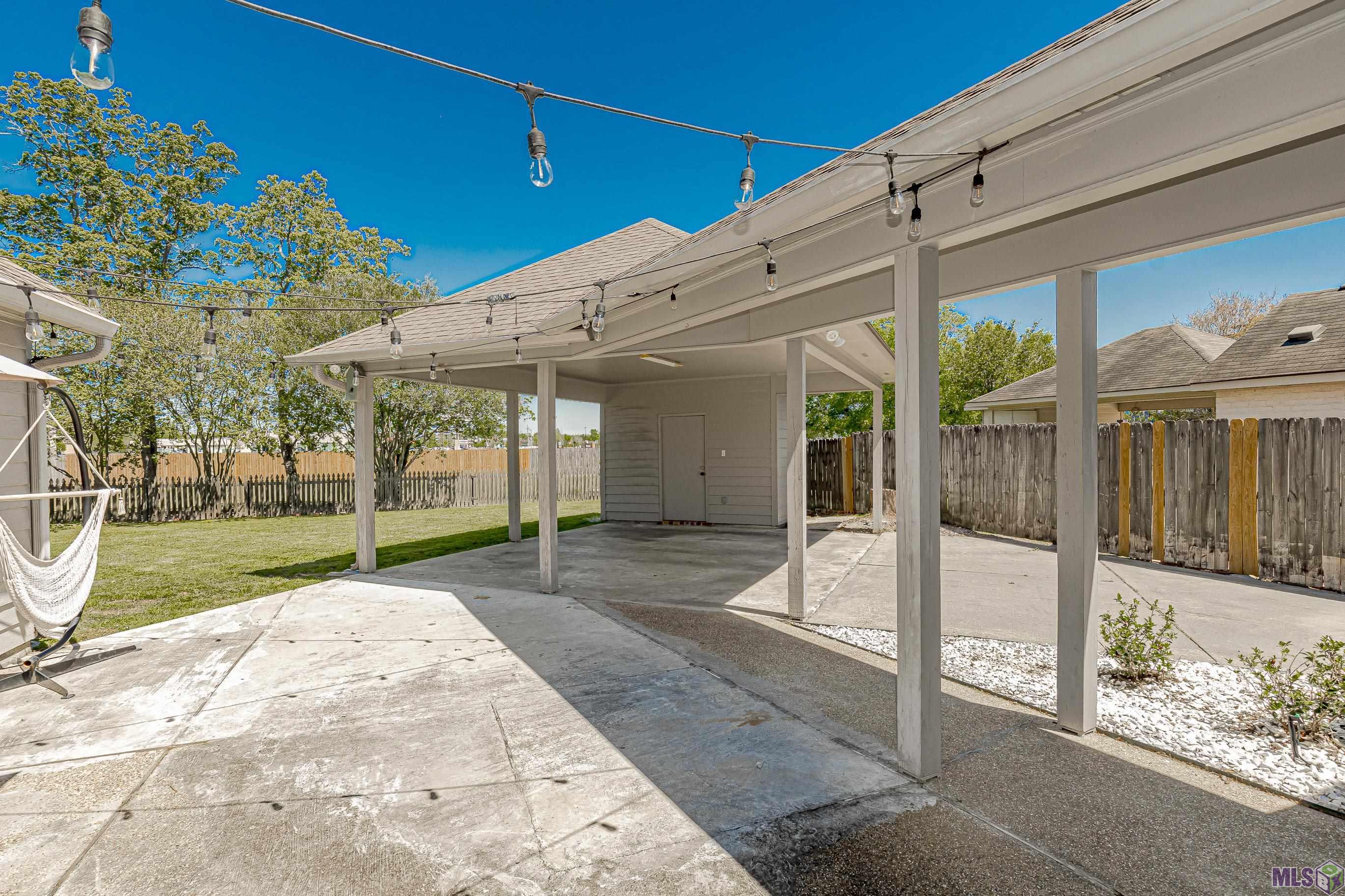 10447 Springcrest Drive Baton Rouge, LA 70810 - Photo 23 of 28