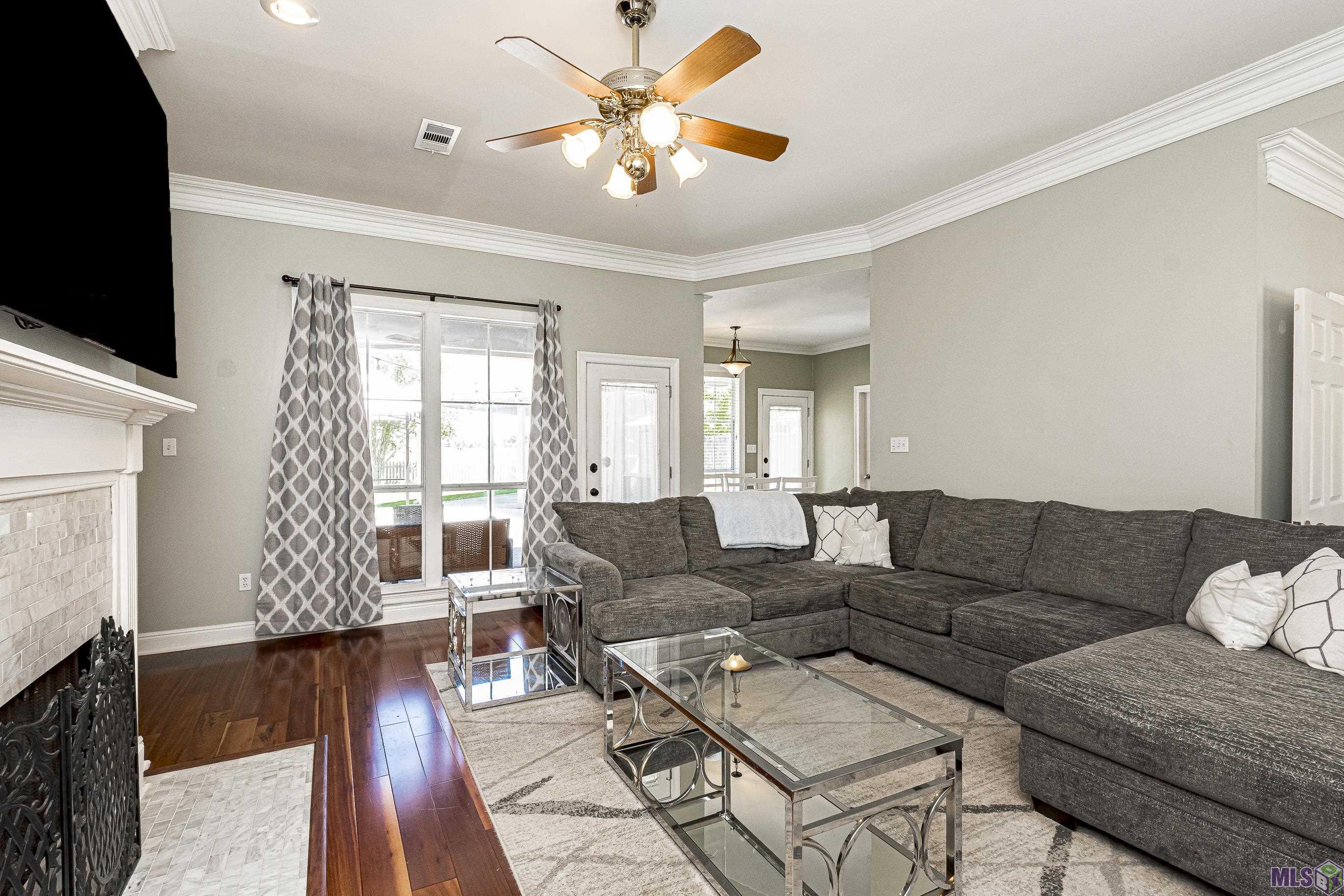 10447 Springcrest Drive Baton Rouge, LA 70810 - Photo 5 of 28