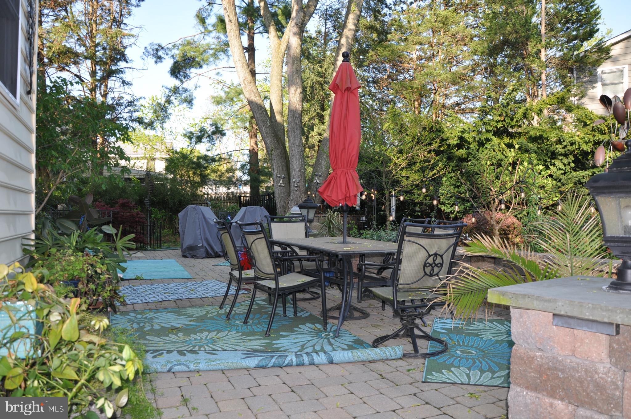 299 Halsey Road Annapolis, MD 21401 - Photo 46 of 61 Large patio area