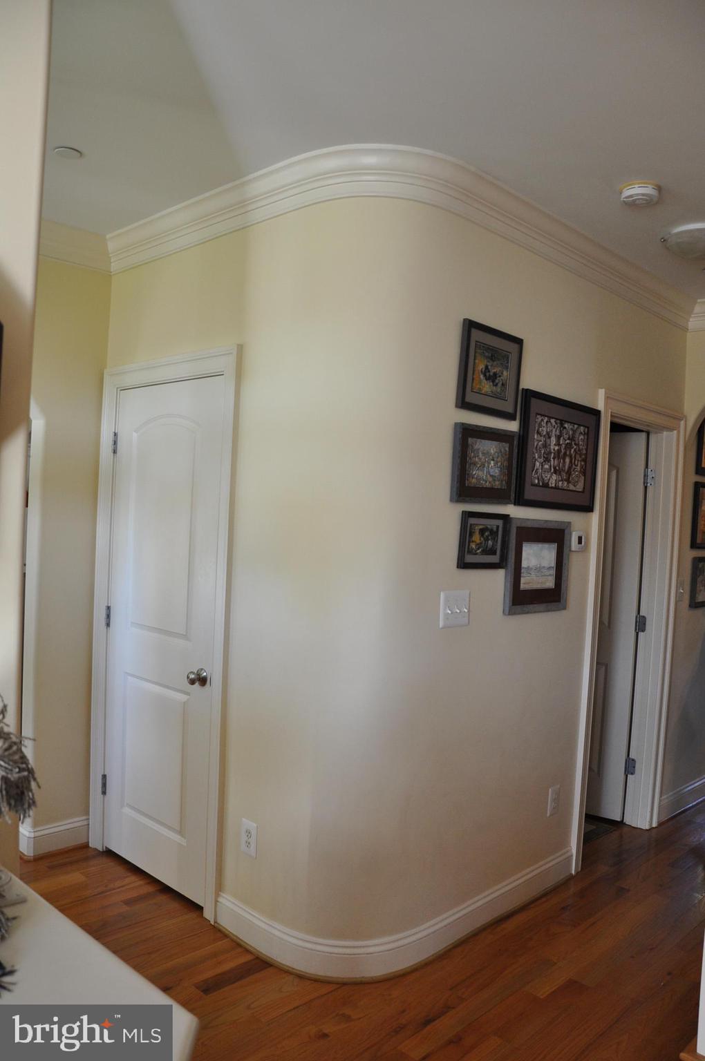 299 Halsey Road Annapolis, MD 21401 - Photo 7 of 61 Coat closet with rounded entry wall