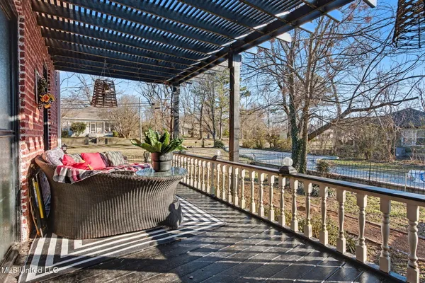 $250,000 | 435 East College Avenue, Holly Springs, MS 38635