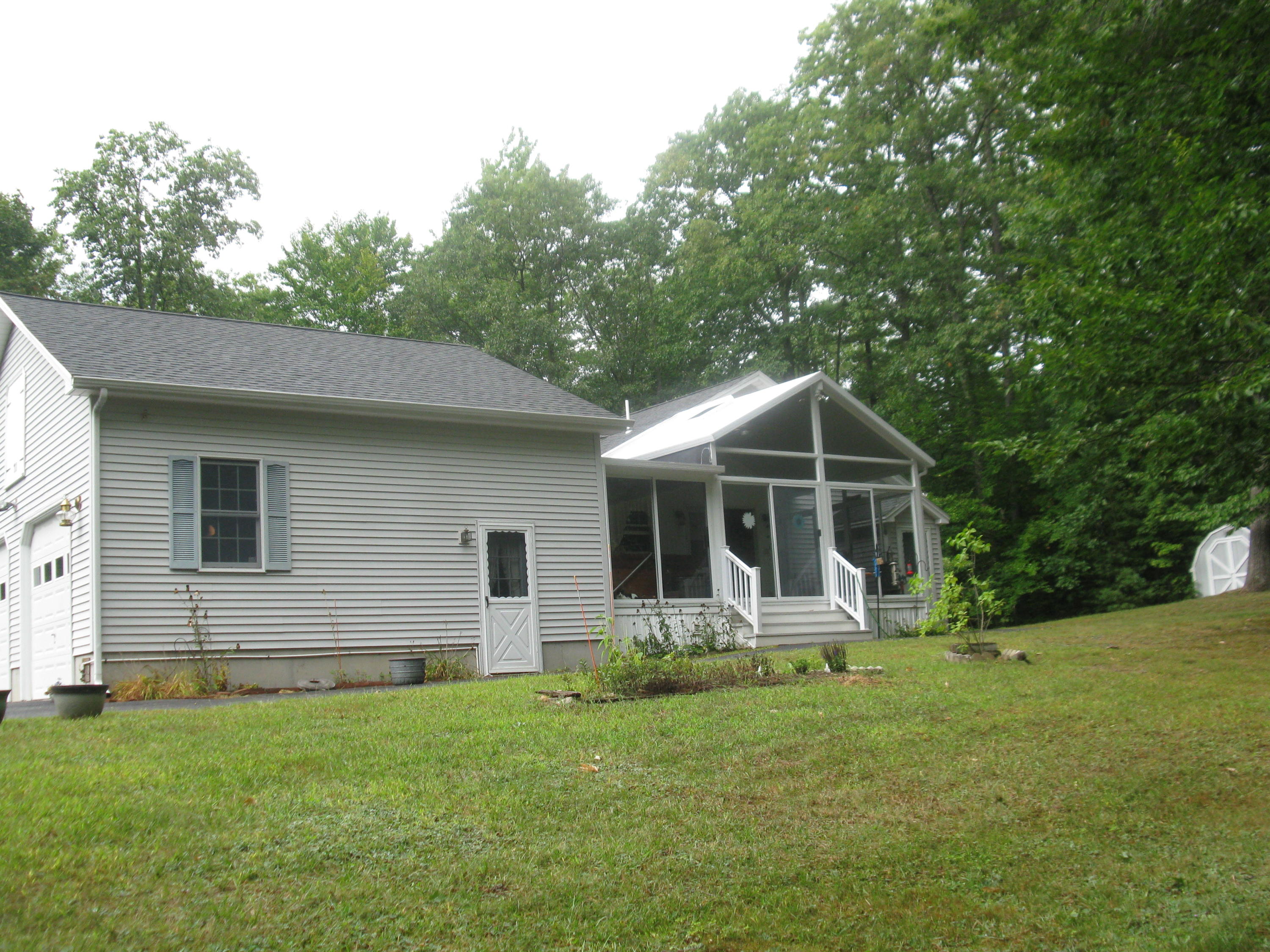 71 Ridley Road Sanford, ME 04073 - Photo 2 of 10 IMG_5033