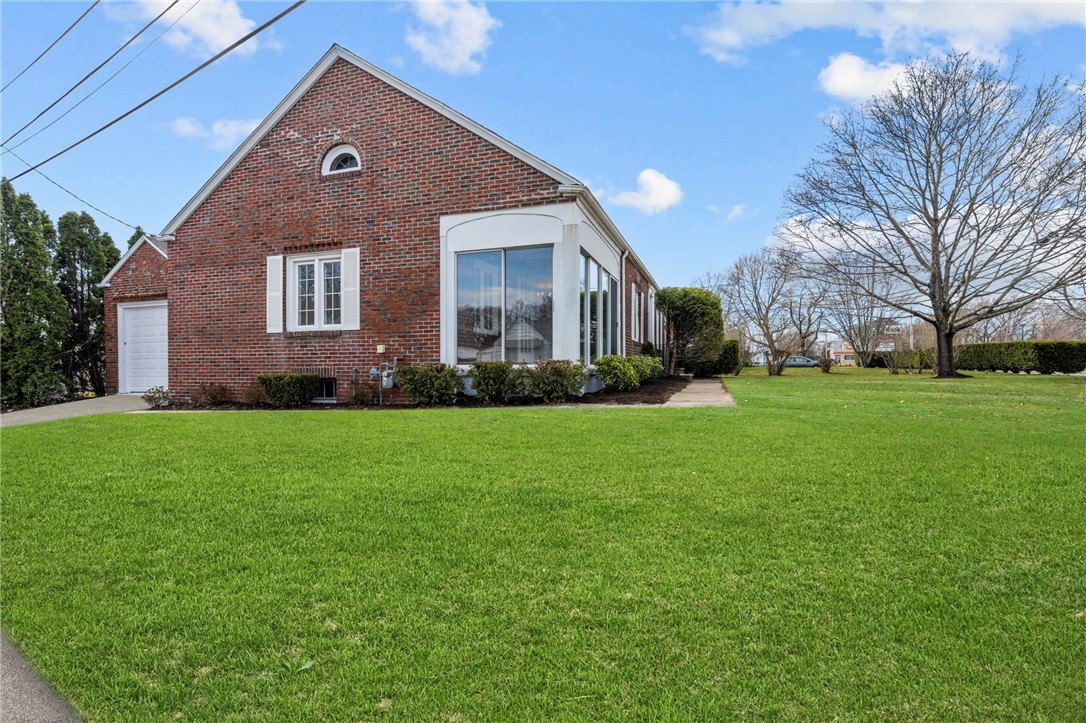 3690 Mendon Road Cumberland, RI 02864 - Photo 33 of 38