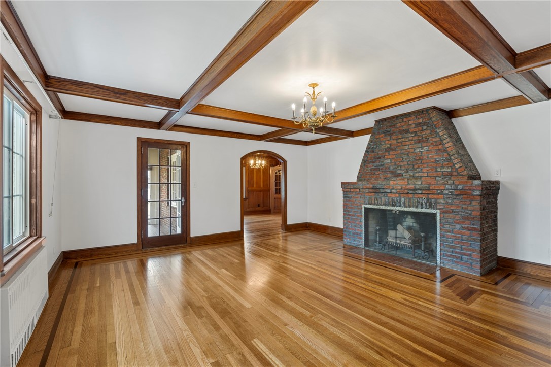 3690 Mendon Road Cumberland, RI 02864 - Photo 9 of 38