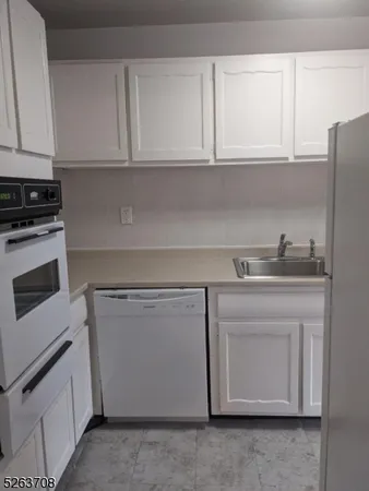 $2,375 | 52 Cottage Street, Unit 2G, South Orange, NJ 07079