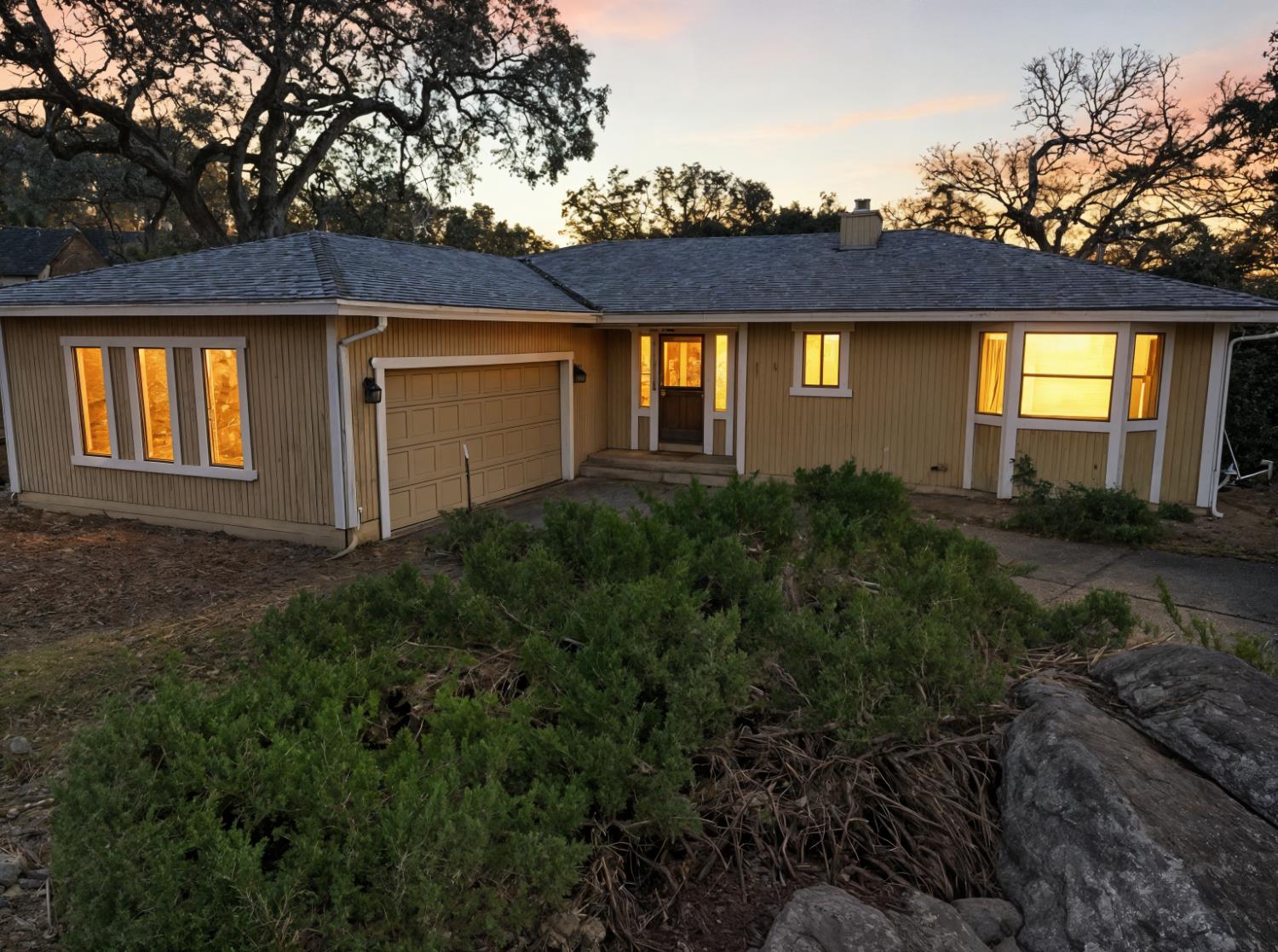 11585 Linnet Court Penn Valley, CA 95946 - Photo 30 of 53 a front view of house