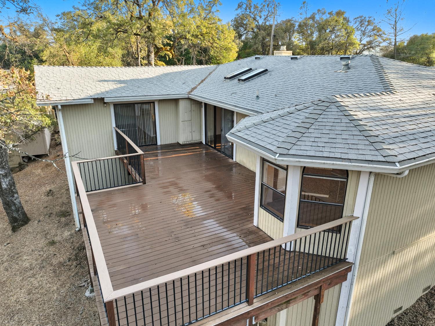 11585 Linnet Court Penn Valley, CA 95946 - Photo 32 of 49 a view of a roof deck