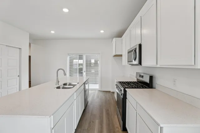 $421,990 | 553 Trysil Alley North, Stoughton, WI 53589