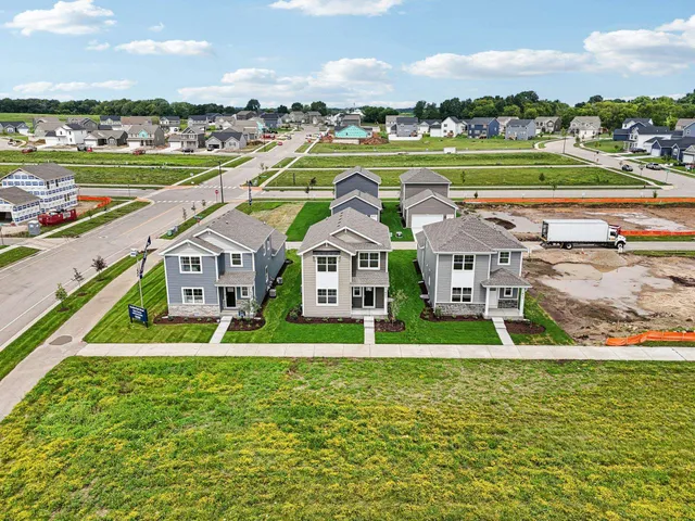 $421,990 | 553 Trysil Alley North, Stoughton, WI 53589