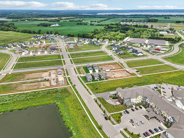 $421,990 | 553 Trysil Alley North, Stoughton, WI 53589