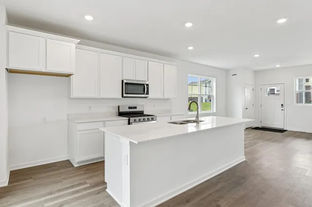 $421,990 | 553 Trysil Alley North, Stoughton, WI 53589