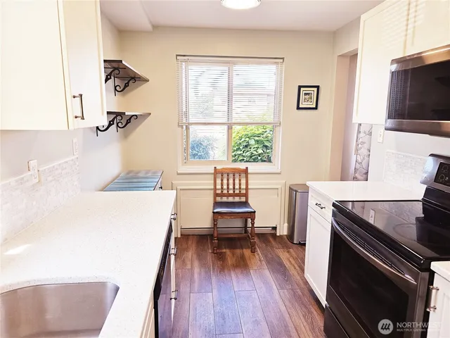 $398,000 | 901 North Forest Street, Unit 109, Bellingham, WA 98225