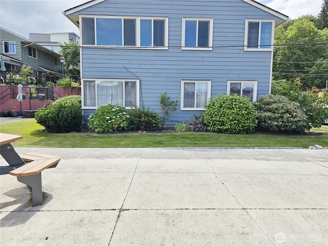 $398,000 | 901 North Forest Street, Unit 109, Bellingham, WA 98225