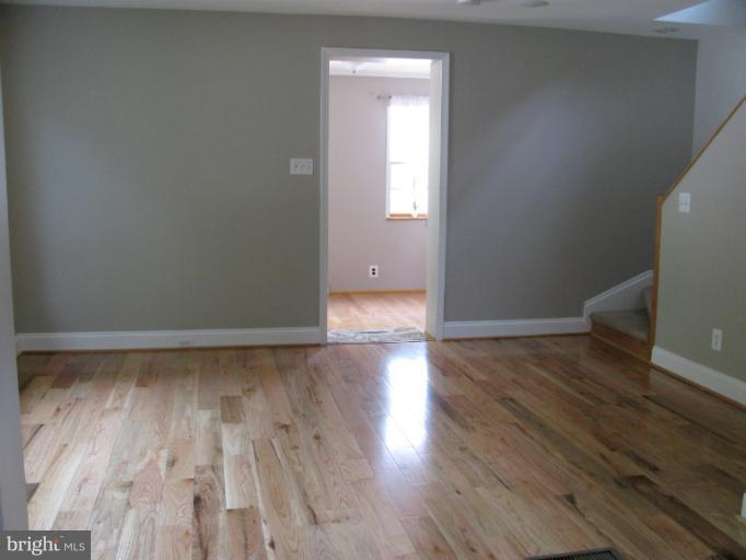 3 Bayship Road Dundalk, MD 21222 - Photo 30 of 30 Living Room
