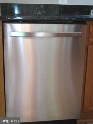 3 Bayship Road Dundalk, MD 21222 - Photo 7 of 30 Kenmore SS Ultra Wash DW