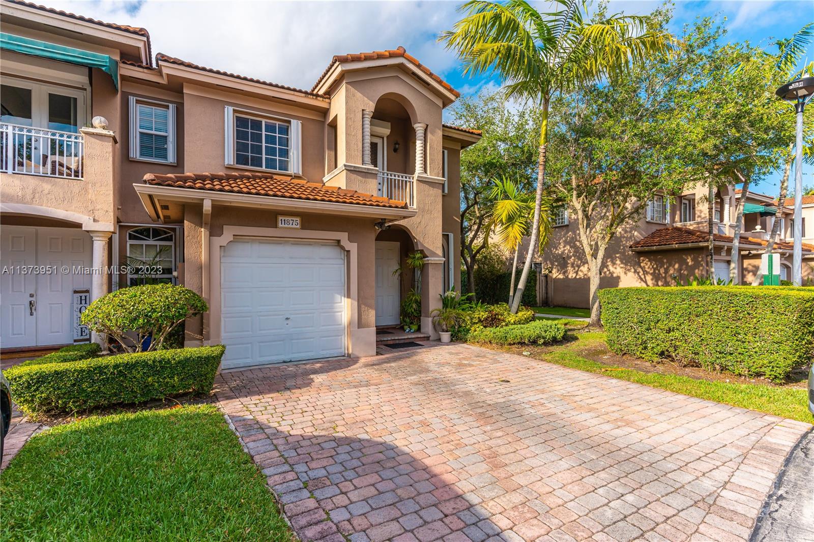 11875 Southwest 80th Street Miami, FL 33183 - Photo 2 of 34