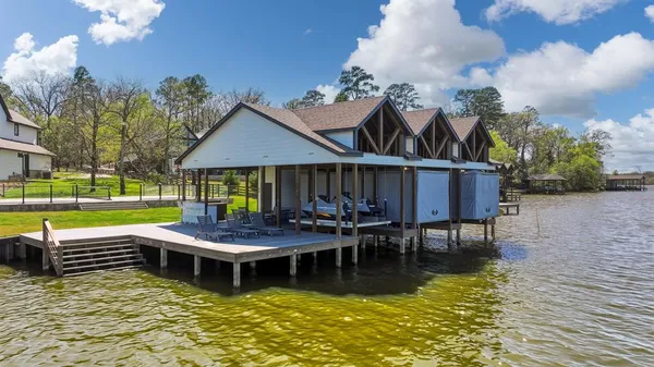 $2,250,000 | 550 Camp Cypress Trail, Winnsboro, TX 75494