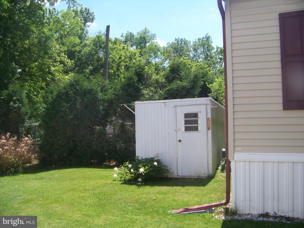 981 Rettew Mill Road, Unit 9 Ephrata, PA 17522 - Photo 17 of 19 Gallery Image 17