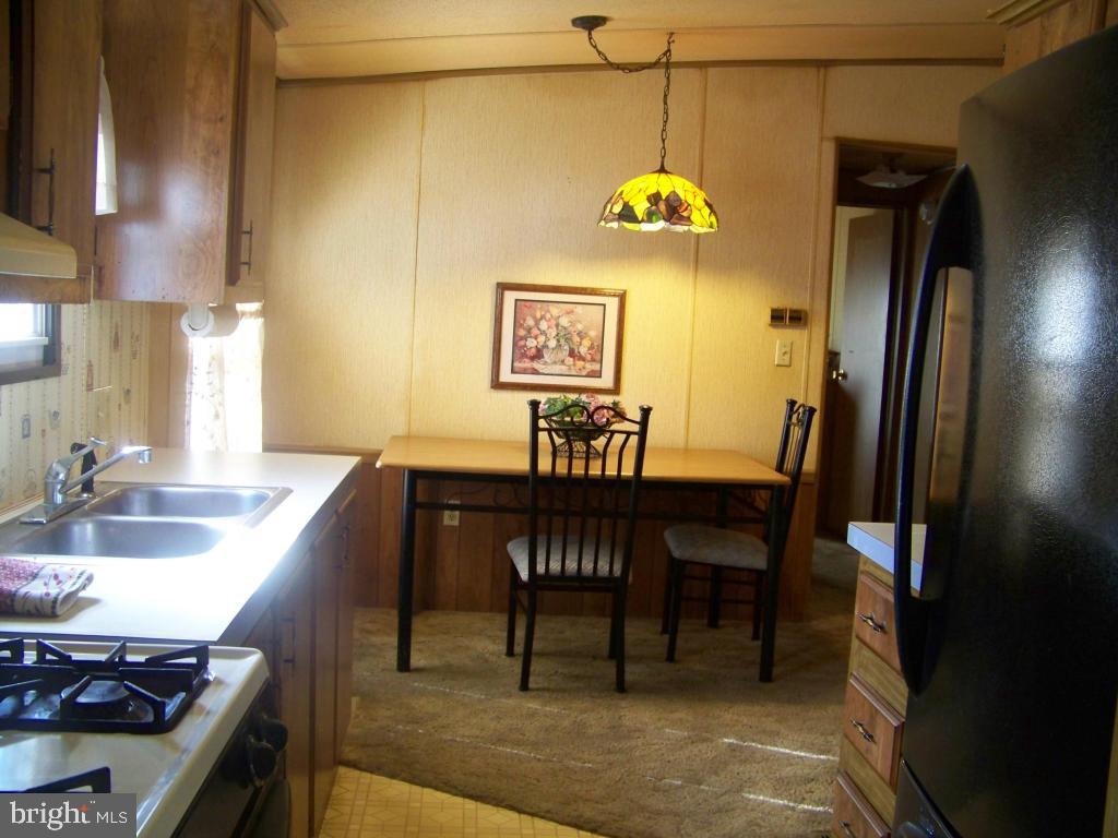 981 Rettew Mill Road, Unit 9 Ephrata, PA 17522 - Photo 7 of 19 Gallery Image 7