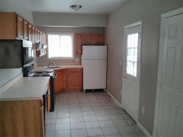 177 Sunderland Road, Unit B Worcester, MA 01604 - Photo 3 of 9 Gallery Image 3