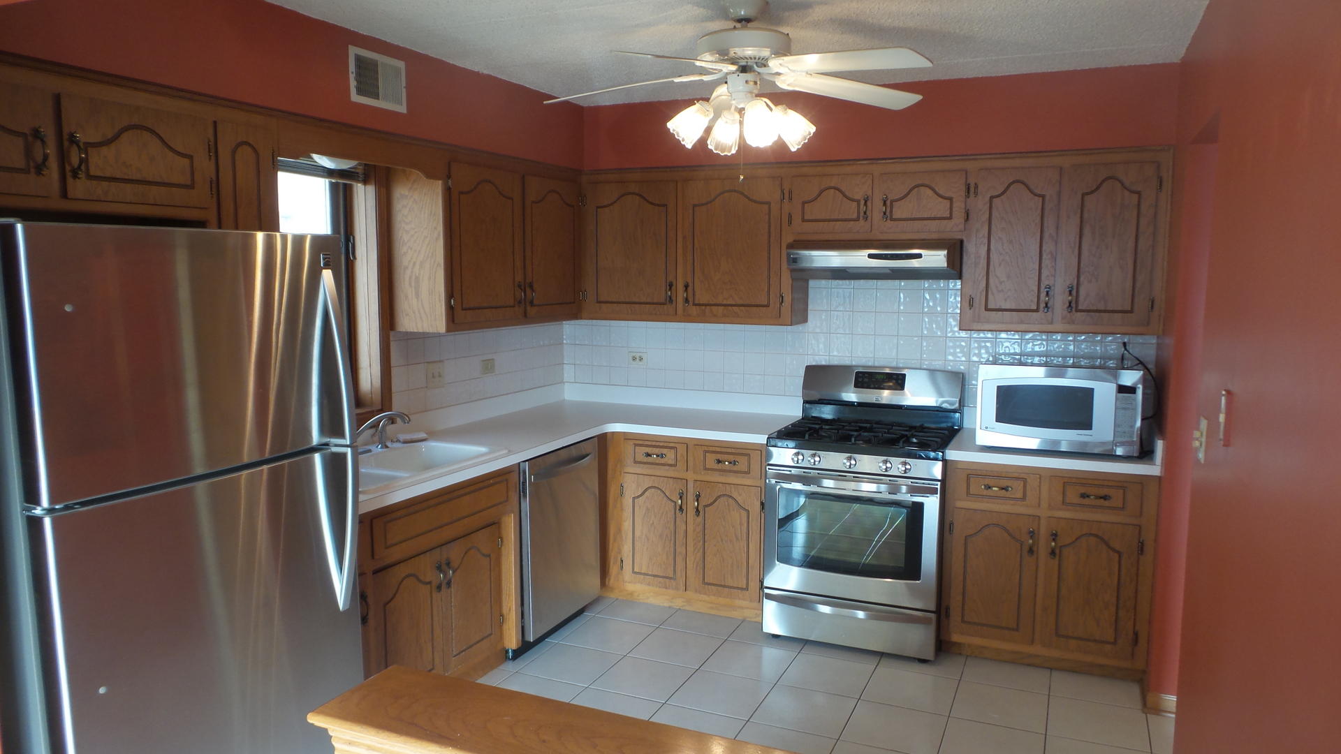 6142 West 63rd Street, Unit 2W Chicago, IL 60638 - Photo 6 of 18