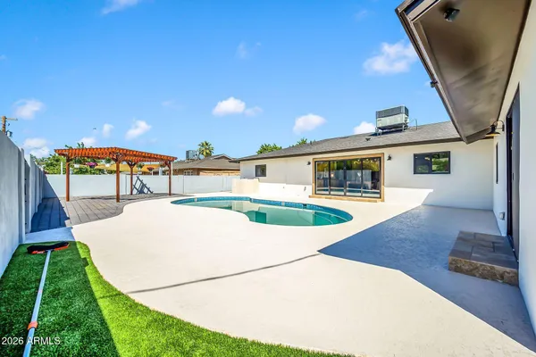 $1,999,999 | 5125 East Mulberry Drive, Phoenix, AZ 85018