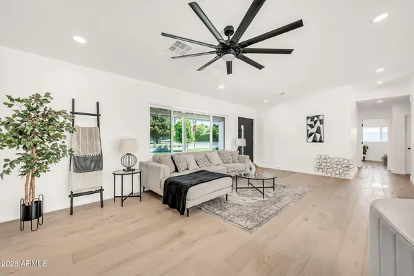 $1,999,999 | 5125 East Mulberry Drive, Phoenix, AZ 85018