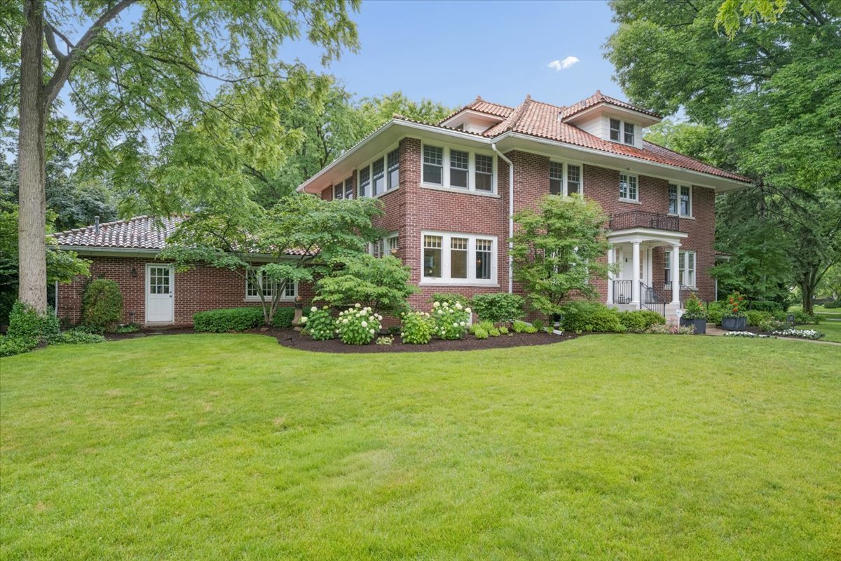 1141 Sheridan Road Wilmette, IL 60091 - Photo 2 of 52