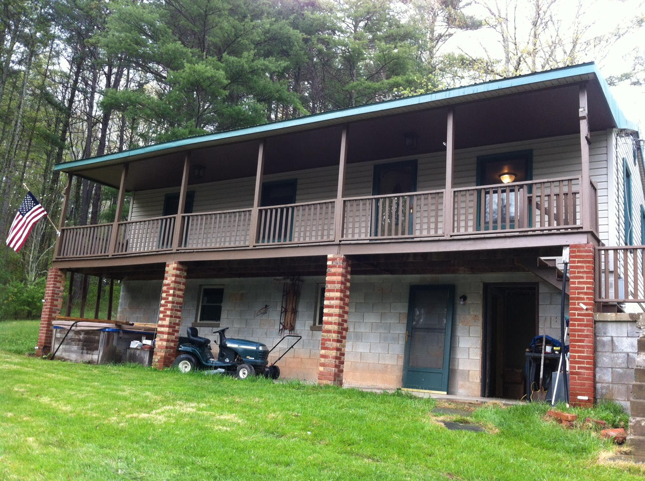 7 Devils Hollow Road Gap Mills, WV 24941 - Photo 3 of 48 Gallery Image 3