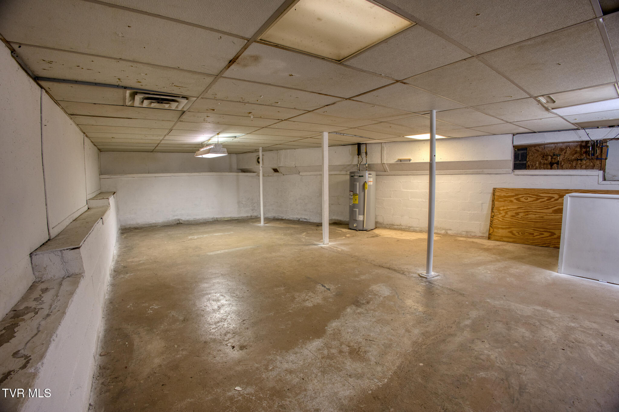 1721 Siam Road Elizabethton, TN 37643 - Photo 39 of 41 R6II7738_HDR