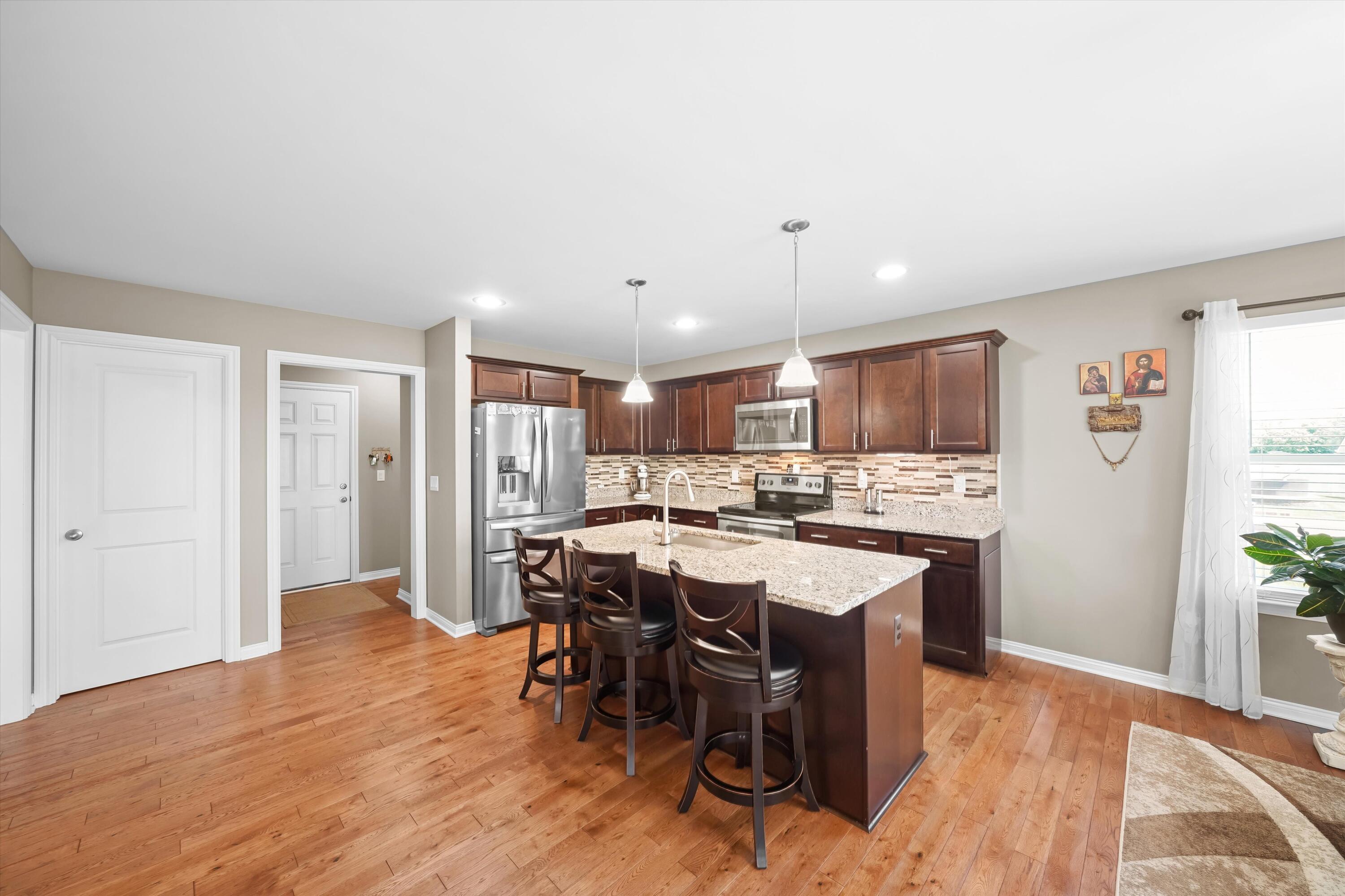 4132 Stone Post Road Newport, MI 48166 - Photo 7 of 45 10-DSC03058