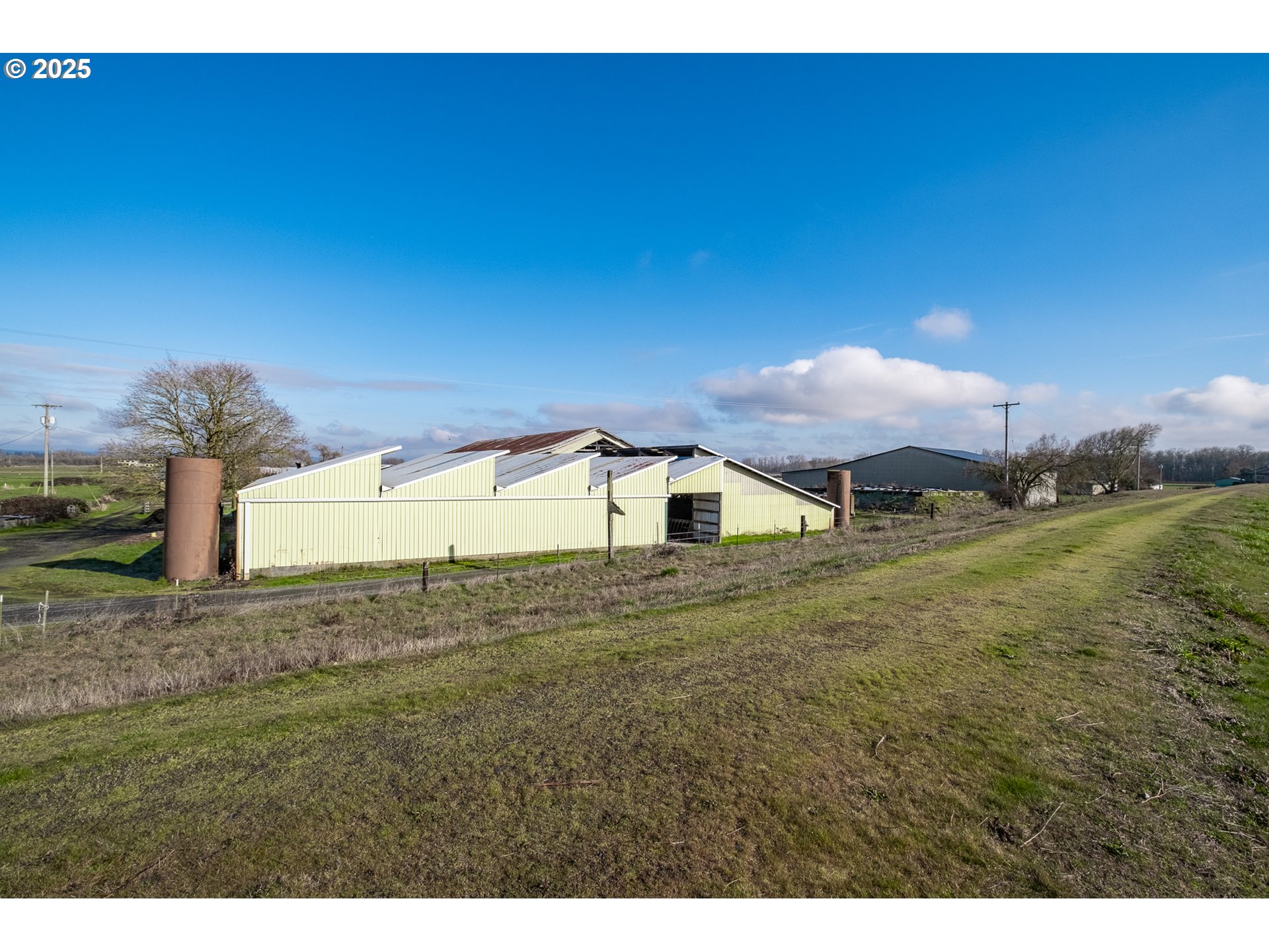 35308 Riverside Lane Scappoose, OR 97056 - Photo 12 of 48 a house view with a garden space