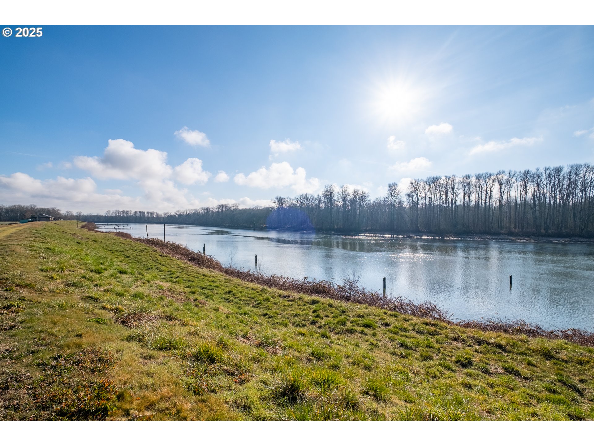 35308 Riverside Lane Scappoose, OR 97056 - Photo 21 of 48 a view of a lake
