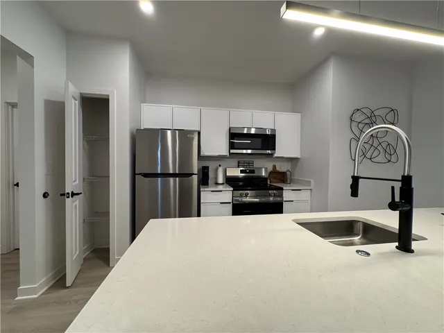 $2,450 | 503 Erie Rdg Drive, Henrietta, NY 14467