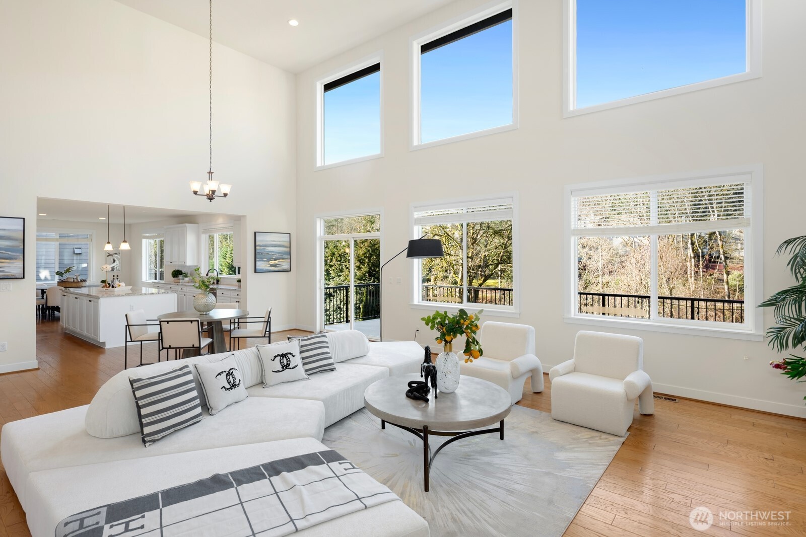 15903 98th Avenue Northeast Bothell, WA 98011 - Photo 7 of 37