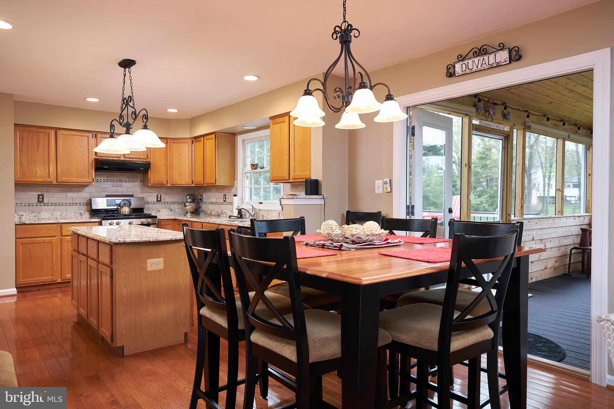 19509 Halmos Road Poolesville, MD 20837 - Photo 13 of 53