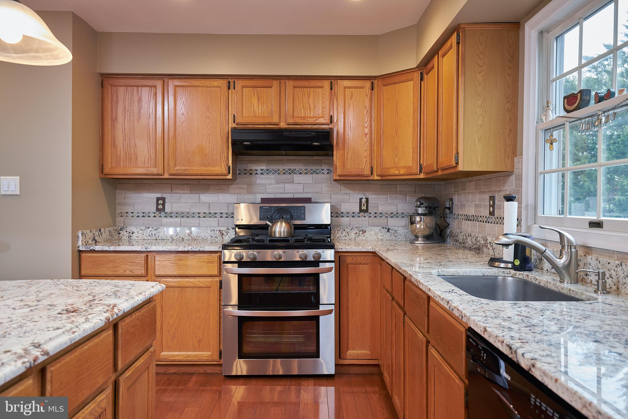 19509 Halmos Road Poolesville, MD 20837 - Photo 16 of 53