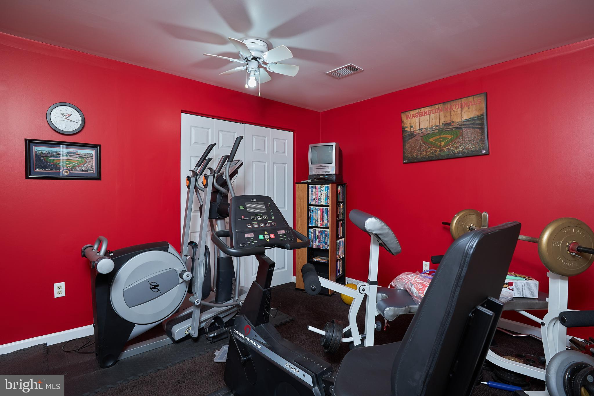 19509 Halmos Road Poolesville, MD 20837 - Photo 41 of 53