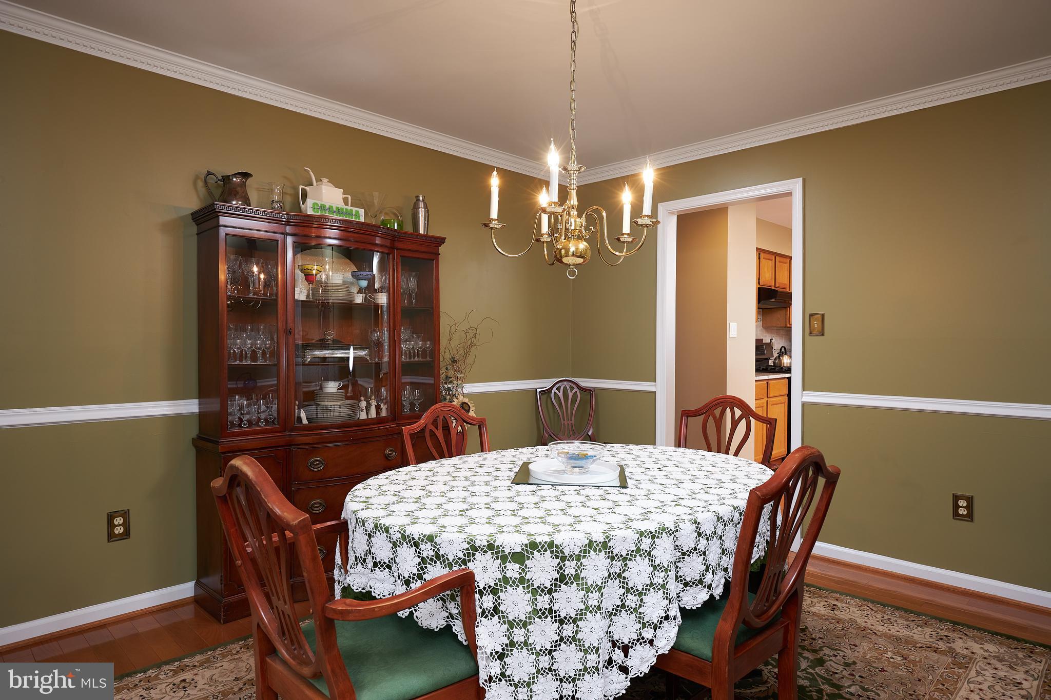 19509 Halmos Road Poolesville, MD 20837 - Photo 7 of 53