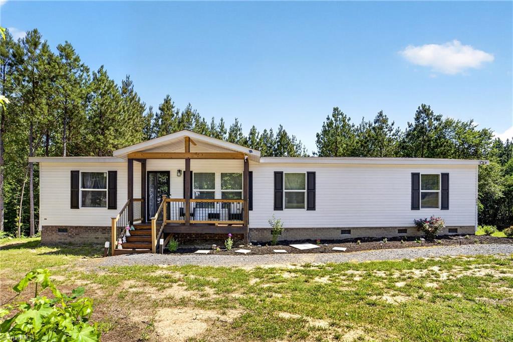 245 Hw Phillips Road Lexington, NC 27295 - Photo 2 of 40