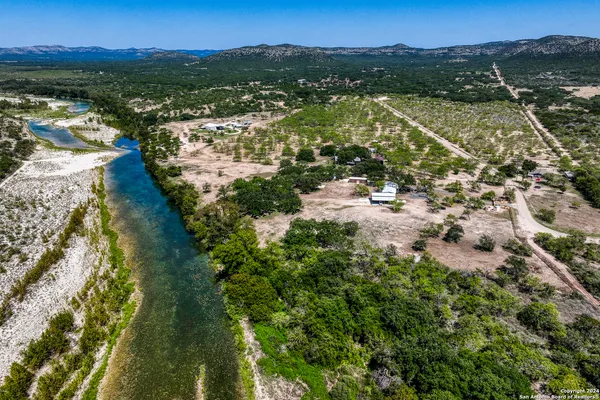 $775,000 | 4991 Cr 416 # 55 N, Camp Wood, TX 78833