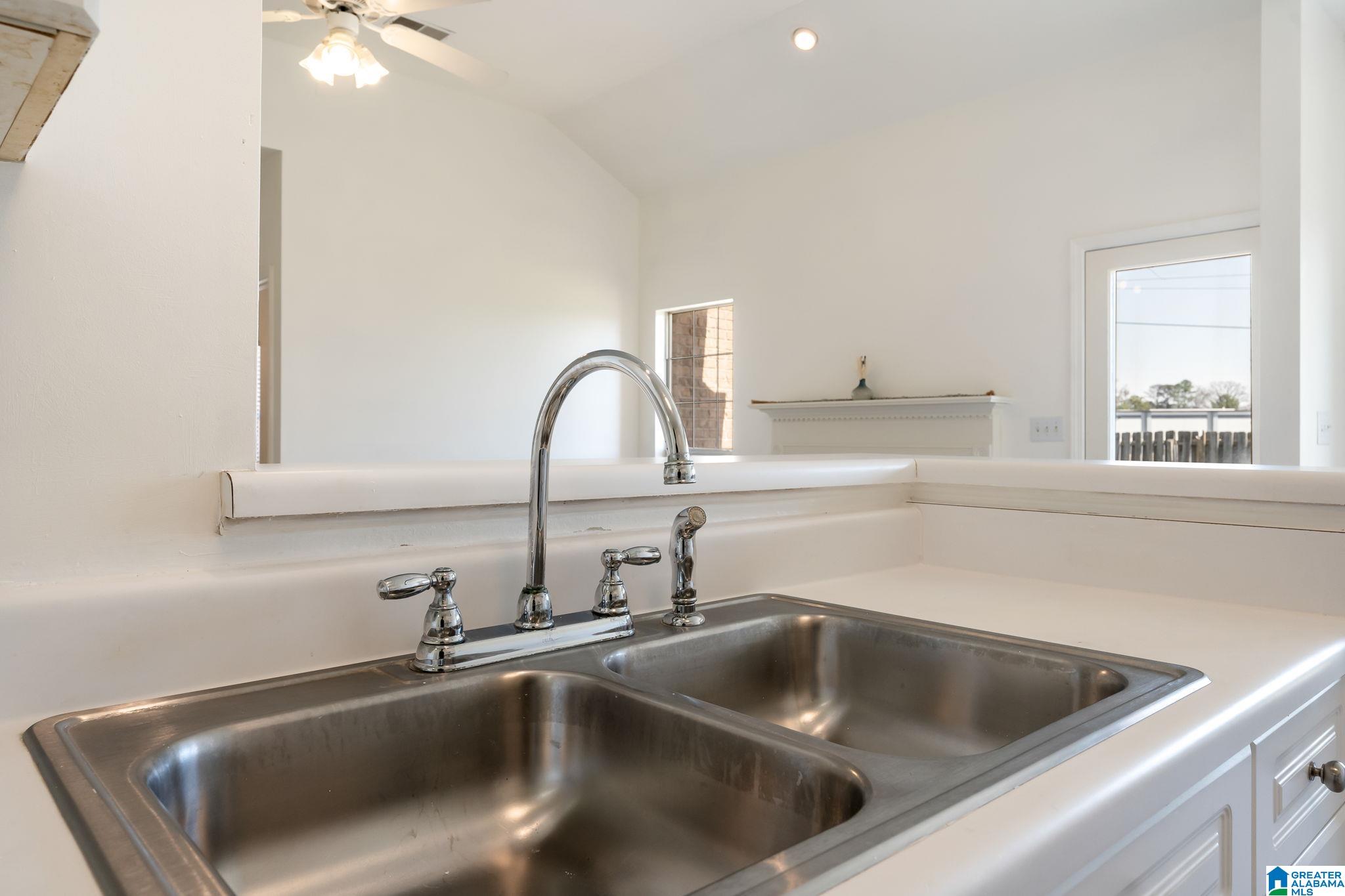 468 Daventry Circle Calera, AL 35040 - Photo 18 of 44
