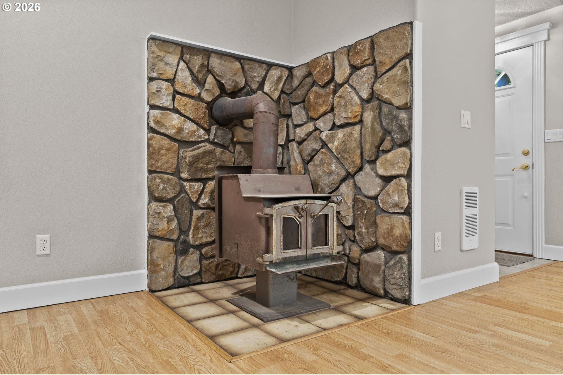 374 Baker Road Ariel, WA 98603 - Photo 16 of 40 Gallery Image 16