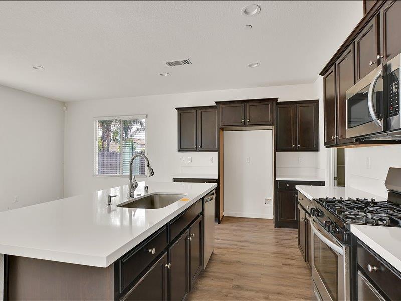 4063 Larner Way Olivehurst, CA 95961 - Photo 31 of 45